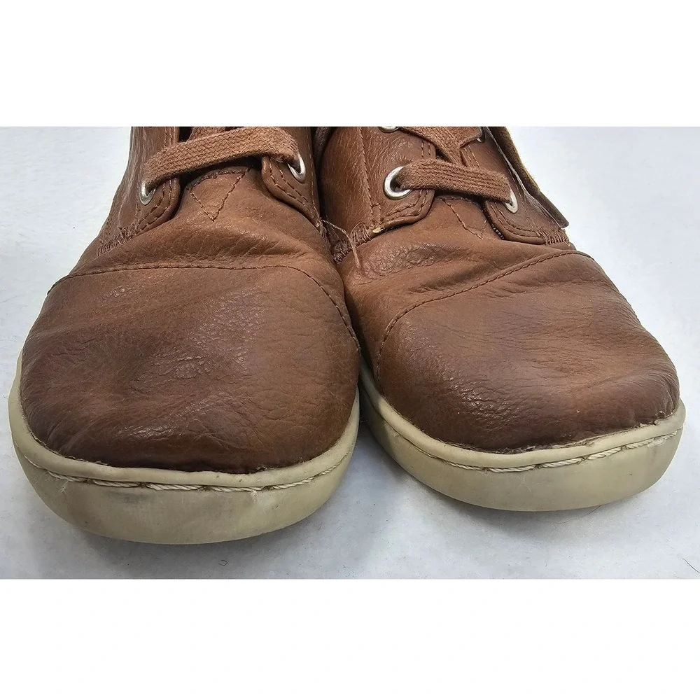 Toms kids brown